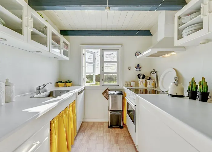 Annika - From The Sea By Interhome *