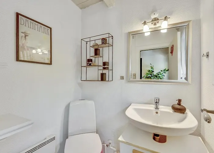 Vakantiehuis Annika - From The Sea By Interhome